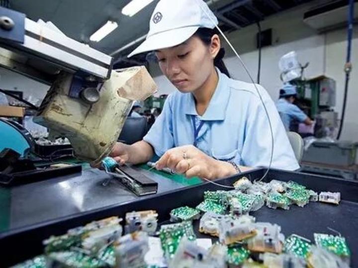 Kiếm Tiền Từ đam mê: Cầu thủ nghiệp dư và Hotspot Matrix